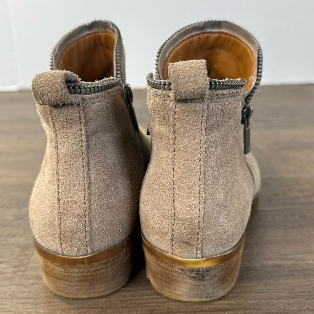 Lucky Brand Women's Tan Bartalino Suede Side Zip Ankle Boots, size 8.5 - Picture 6 of 10